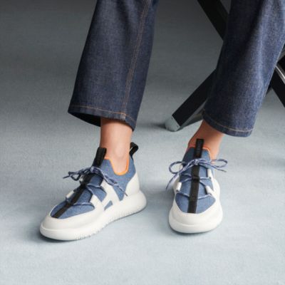212200Z 48_worn_2